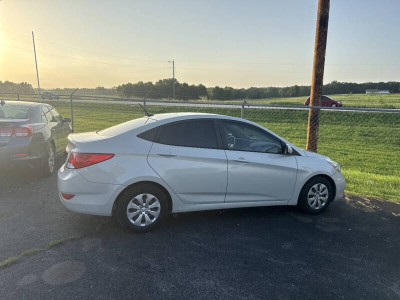 2017 Hyundai Accent Value Edition