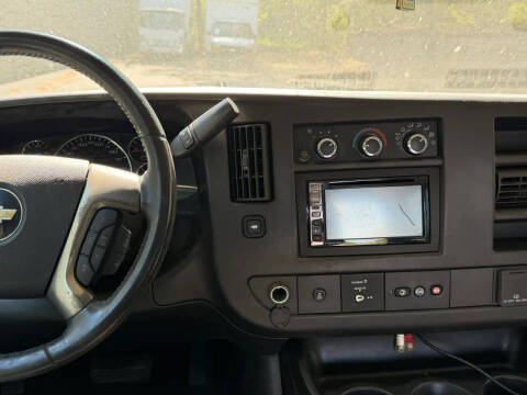 2017 Chevrolet Express LS 2500
