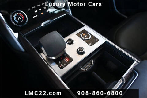 2023 Land Rover Range Rover P530 SE