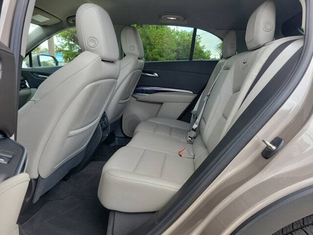 2023 Cadillac XT4 Luxury