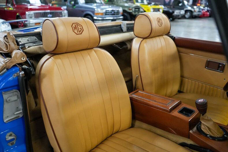 1975 MG MGB