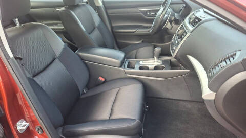 2016 Nissan Altima 2.5 SR