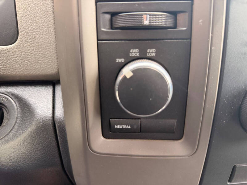 2012 RAM 1500 ST