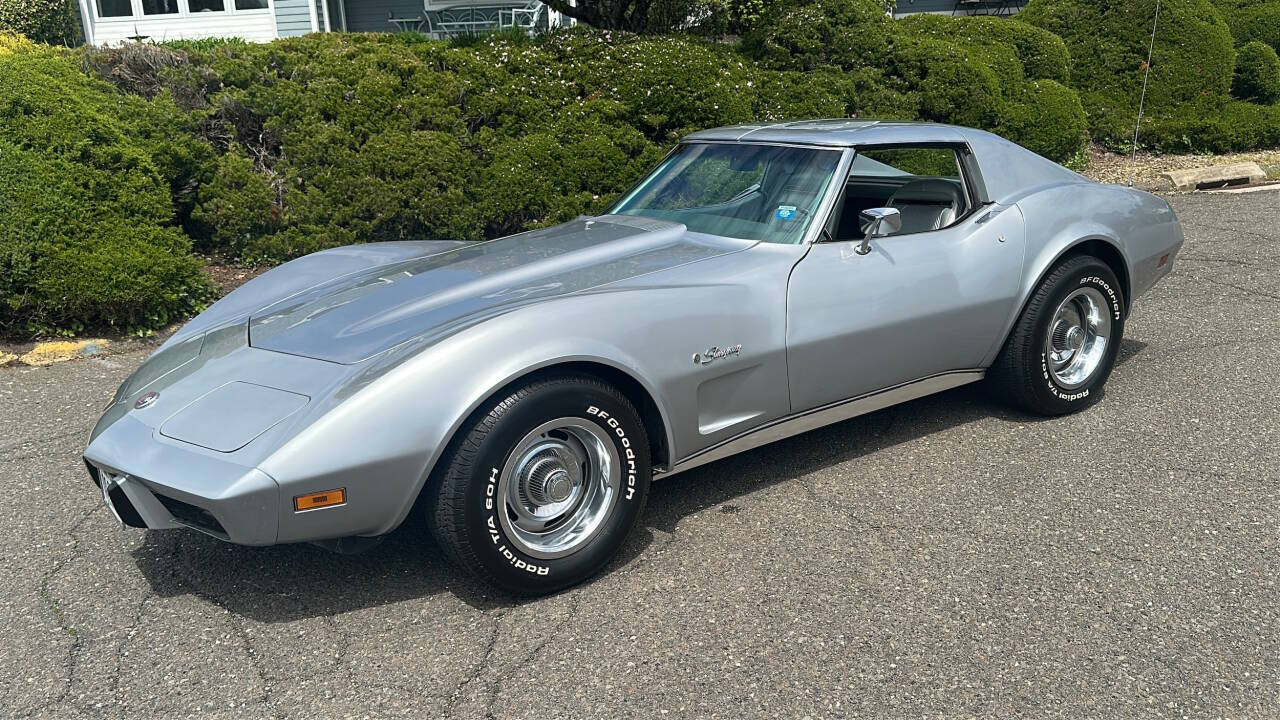 1975 Chevrolet Corvette 6