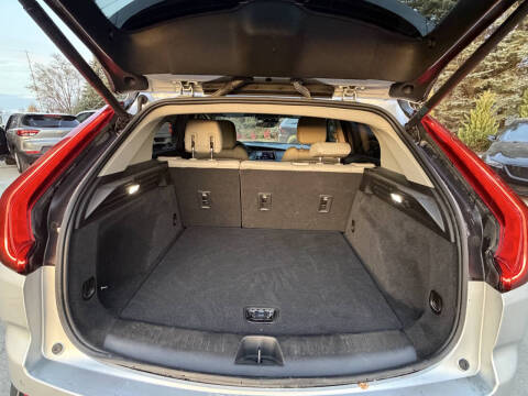 2022 Cadillac XT4 Luxury