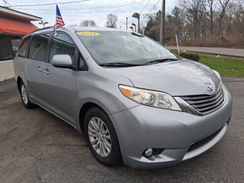 2011 Toyota Sienna XLE 8-Passenger