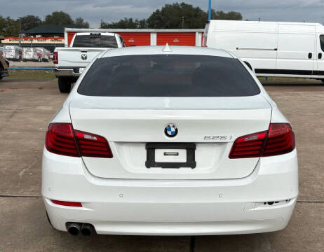 2015 BMW 5 Series 528i