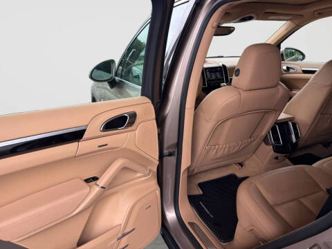 2016 Porsche Cayenne