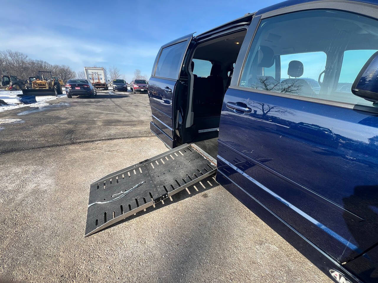 2014 Dodge Grand Caravan SXT 4dr Mini Van's photo