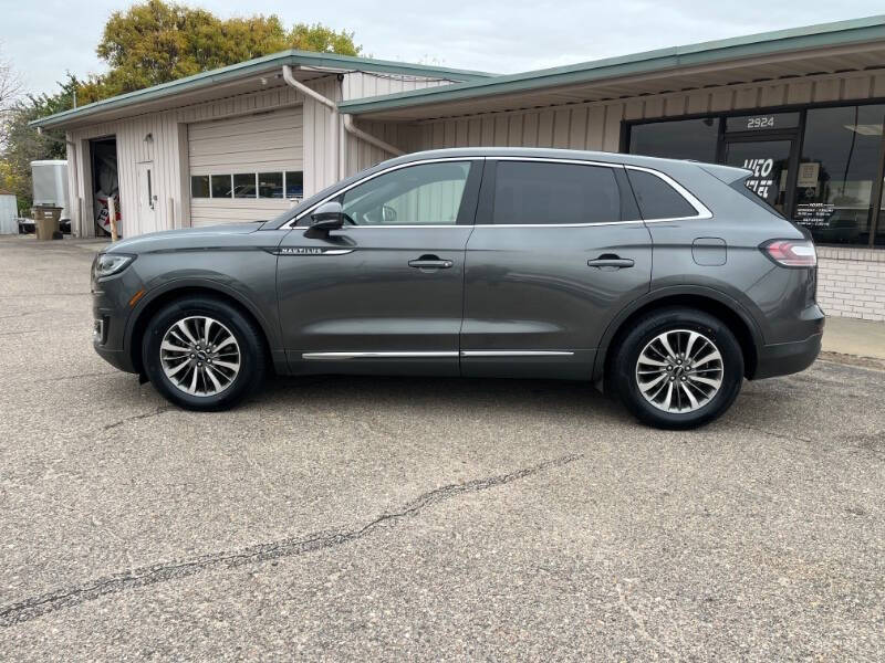 2020 Lincoln Nautilus Standard
