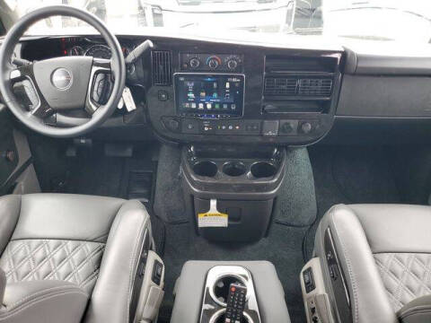 2024 GMC Savana 2500
