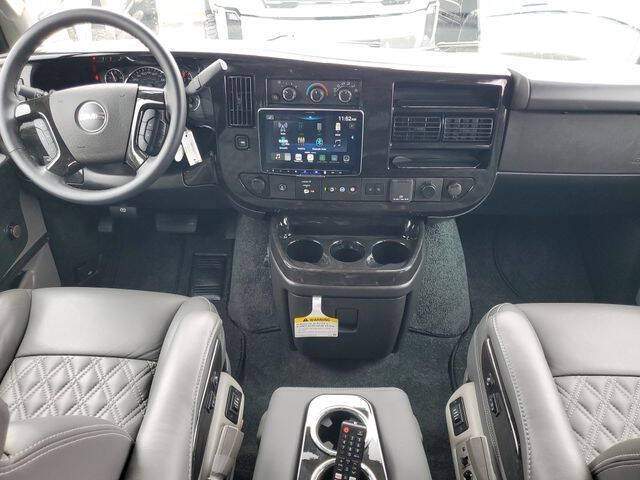 2024 GMC Savana 2500