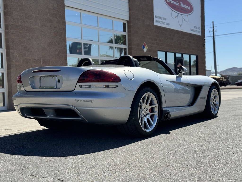 2003 Dodge Viper 5