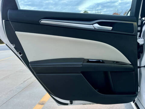 2014 Ford Fusion Hybrid Titanium