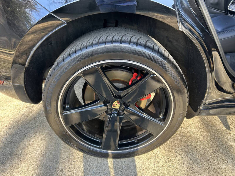 2016 Porsche Macan Turbo