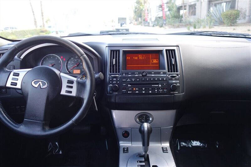 2005 Infiniti FX35