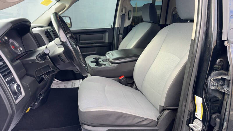 2021 RAM 1500 Classic Express