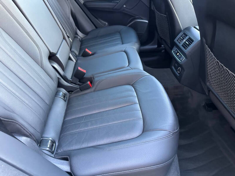 2020 Audi Q5 quattro Premium Plus 45 TFSI