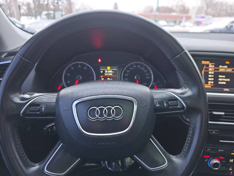 2016 Audi Q5 2.0T quattro Premium Plus