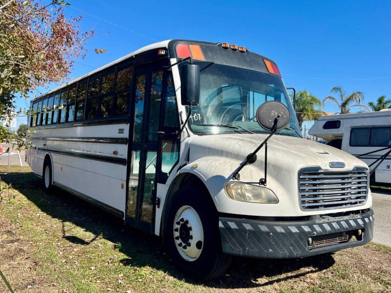 2008 Freightliner B2 Chassis