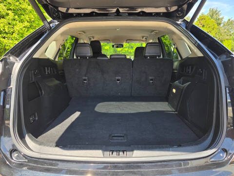2022 Ford Edge Titanium