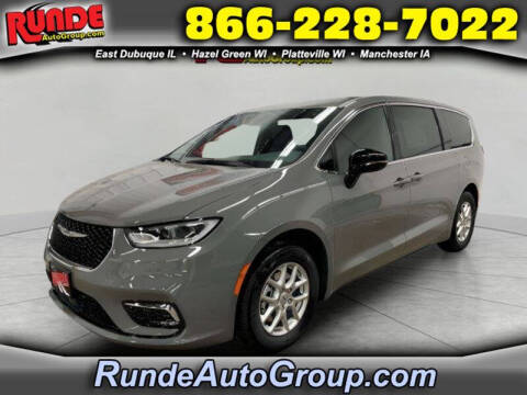 2025 Chrysler Pacifica for sale at Runde PreDriven in Hazel Green WI