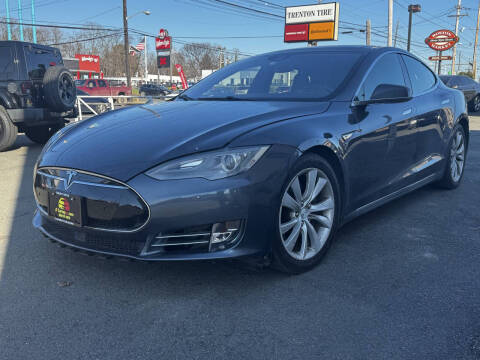 2015 Tesla Model S 70D