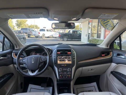 2018 Lincoln MKC Select