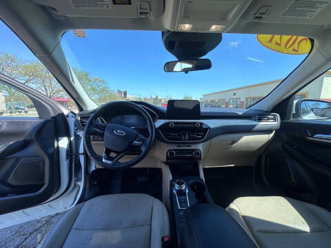 2021 Ford Escape SEL