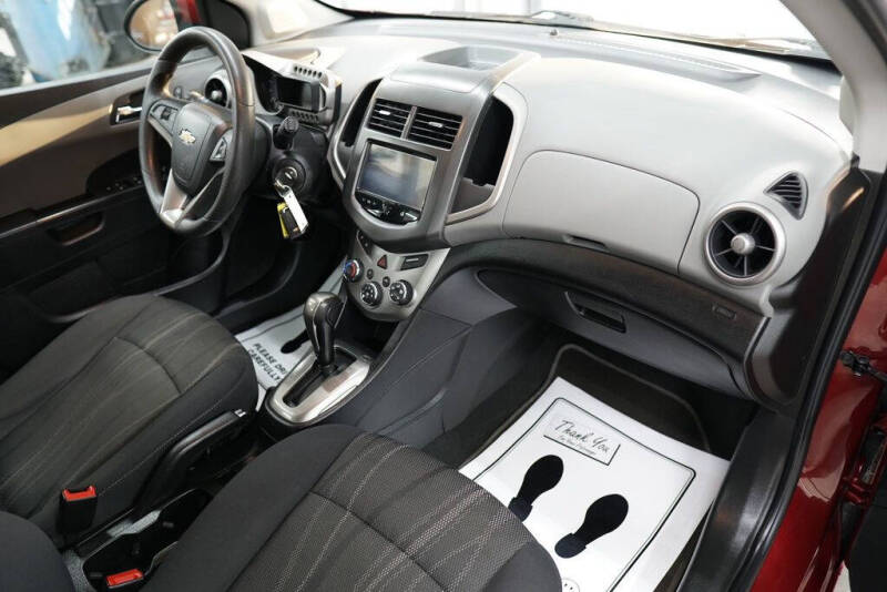 2016 Chevrolet Sonic LT Auto