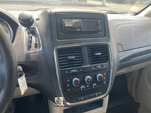 2014 Dodge Grand Caravan SE 30th Anniversary