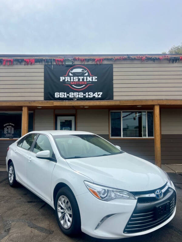 2016 Toyota Camry LE's photo