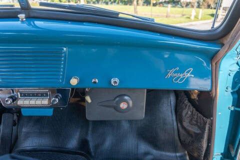 1951 Kaiser Henry-J Coupe