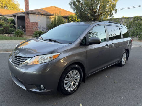 2017 Toyota Sienna