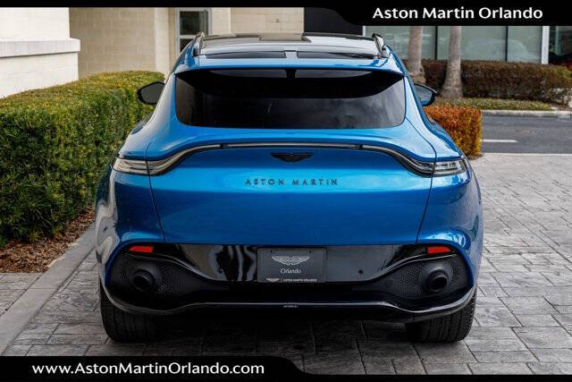 2021 Aston Martin DBX