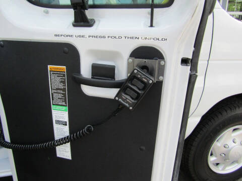 2007 Ford E-Series E-350 SD