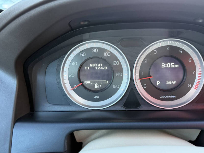 2013 Volvo XC60 T6 Premier Plus