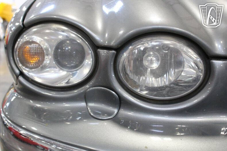 2002 Jaguar X-Type 2.5