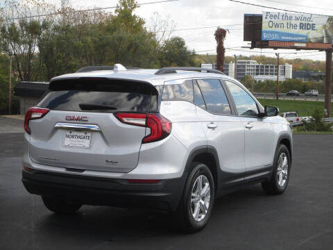 2022 GMC Terrain SLE