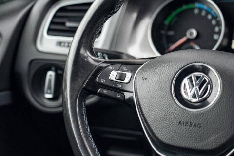 2016 Volkswagen e-Golf SEL Premium