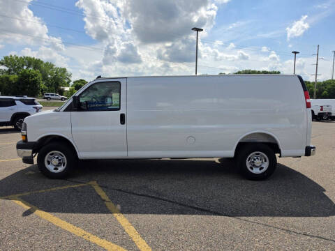 2025 Chevrolet Express 3500