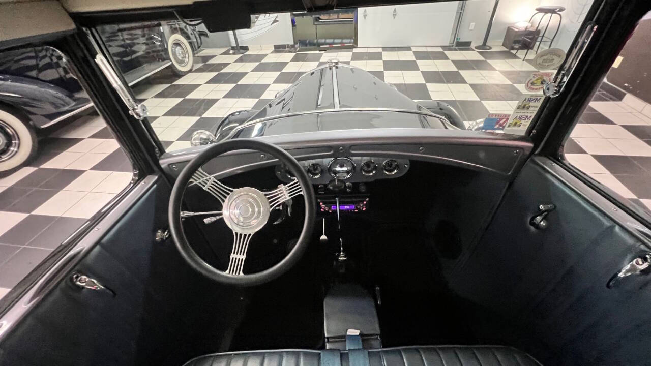 1930 Ford Model A 37