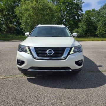 2017 Nissan Pathfinder Platinum