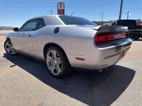 2014 Dodge Challenger R/T Plus