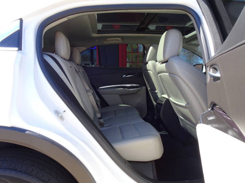 2023 Cadillac XT4 Luxury