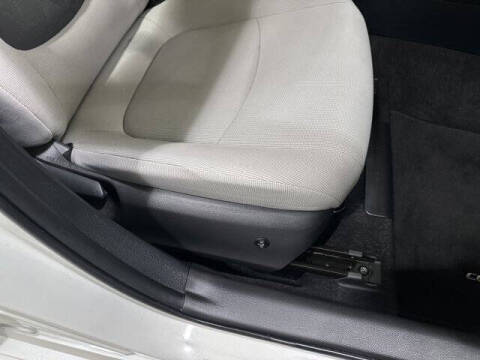 2021 Toyota Corolla Hybrid LE