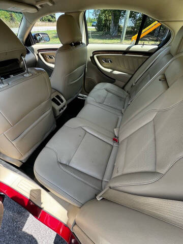 2017 Ford Taurus Limited