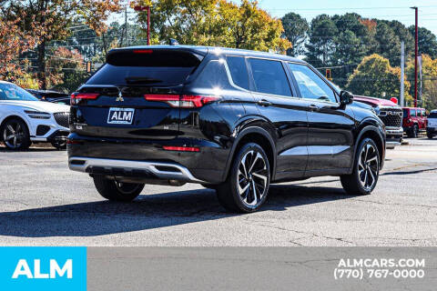 2024 Mitsubishi Outlander SE