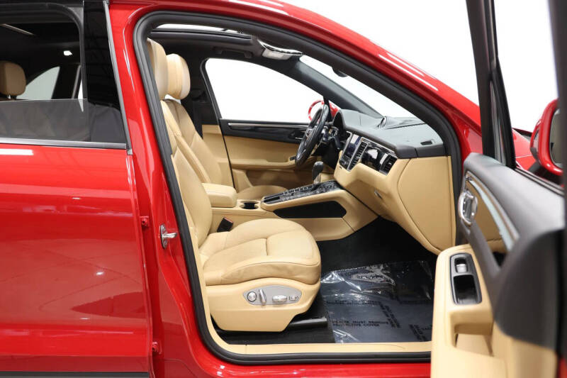 2018 Porsche Macan