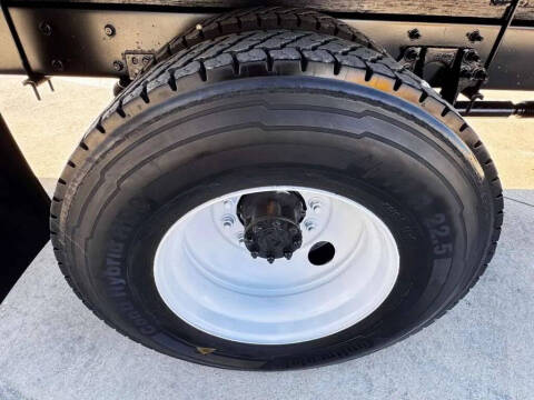 2020 International MV607